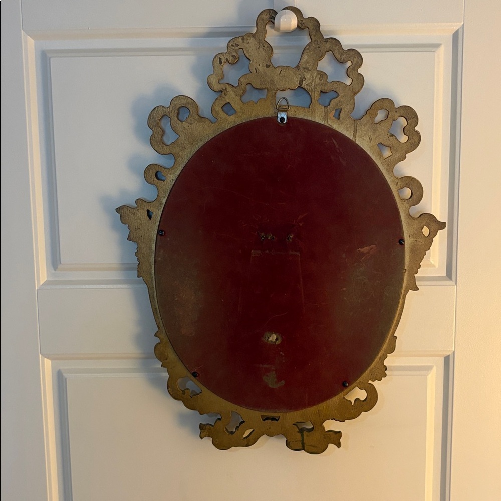 Vintage Oval Mirror Baroque Style Resin Frame With Ornate Ribbon & Bows 1960’s - Picture 5 of 5
